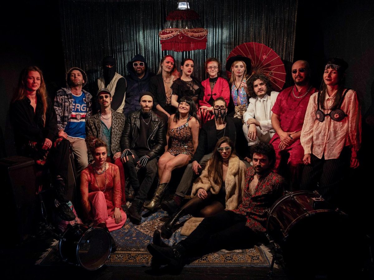 ARMONIKA_Party Performativo